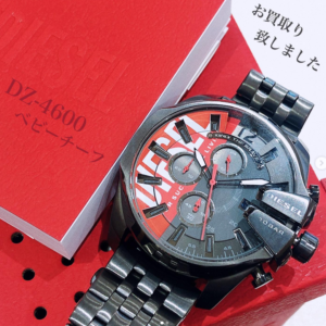 【質屋かんてい局松前R56号店】DIESEL(ディーゼル)からブラック×レッドのツートンカラーがオシャレ♪なクォーツ腕時計をお買取り致しました！
