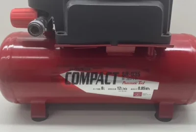 SK11 オイルレス エアーコンプレッサー